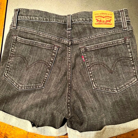 Levis Button Fly Wedgie Denim Shorts - Picture 2 of 3